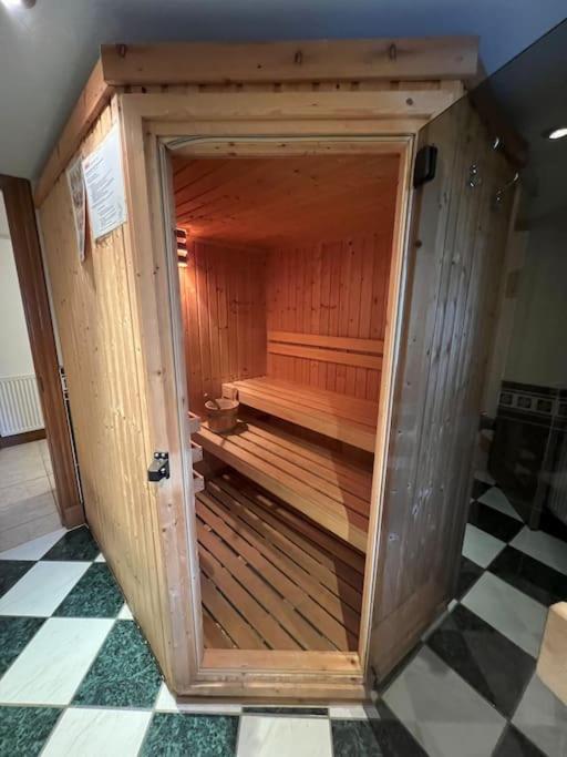 Waterside 3 Bed Cottage, Hot Tub, Sauna, Pvt Beach Arrochar Extérieur photo